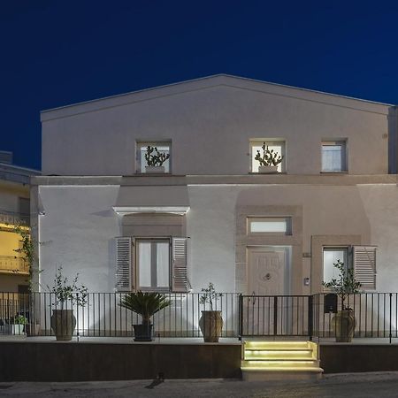 Casa Vacanze "Oceano Mare" بوزالو المظهر الخارجي الصورة
